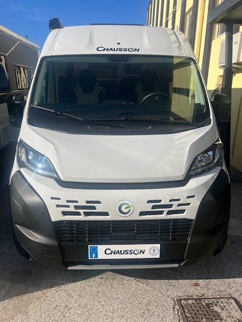 Chausson V 594 max